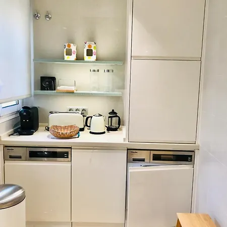 Amazing Front Line Beach Flat In Cabopino Apartment
