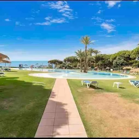 Amazing Front Line Beach Flat In Cabopino * Marbella