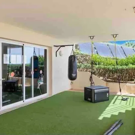 Amazing Front Line Beach Flat In Cabopino